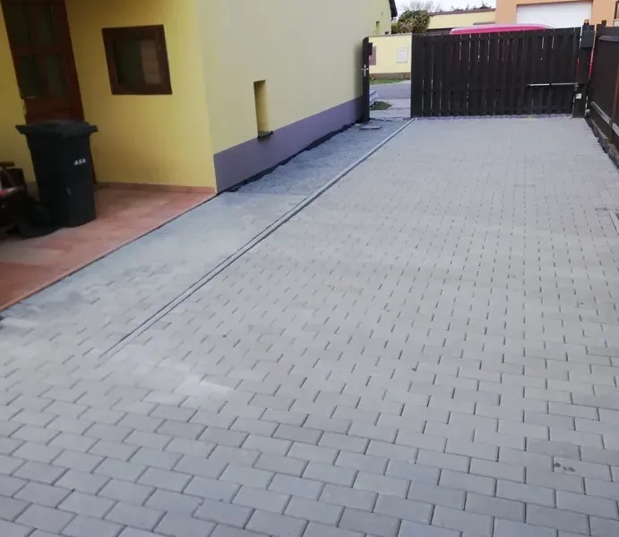 Zámkové dlažby
