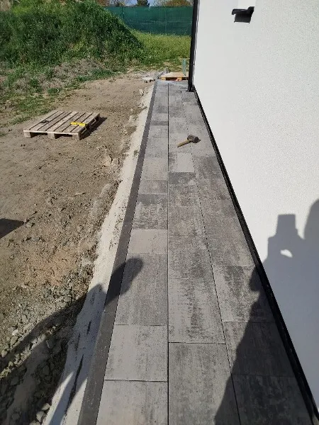 Dlažba Levín
